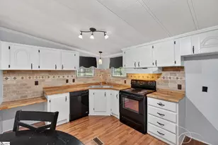 110 Bailey Rd, Anderson, SC 29624 - Photo 5