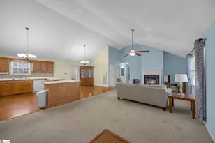 101 Divine Dr, Easley, SC 29640 - Photo 3