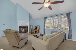 101 Divine Dr, Easley, SC 29640 - Photo 5