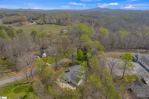 101 Divine Dr, Easley, SC 29640 - Photo 33