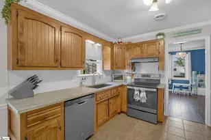 105 Yorktown Ct, Easley, SC 29642 - Photo 17