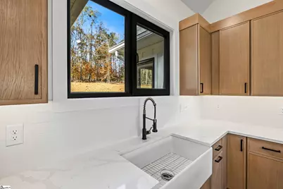 125 E Peninsula Drive, Laurens, SC 29360 - Photo 13