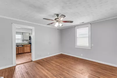 521 Perry Avenue, Greenville, SC 29611 - Photo 7