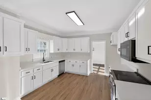 4 Dunrobin Ln, Simpsonville, SC 29681 - Photo 11