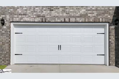 121 Depot Circle, Greenwood, SC 29646 - Photo 3
