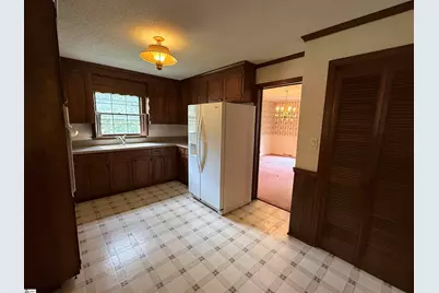 736 Sunset Boulevard, Clinton, SC 29325 - Photo 7