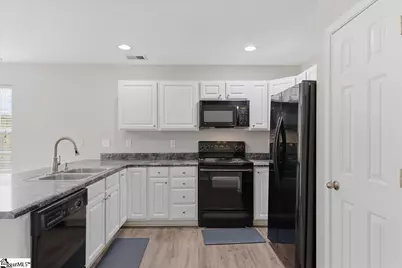 20 Laurelhurst Court, Greer, SC 29650 - Photo 9