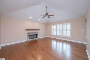 512 Wemberly Ln, Simpsonville, SC 29681 - Photo 7