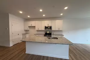 605 Autumn Lk Rd, Simpsonville, SC 29681 - Photo 5