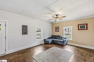 314 Depot St, Campobello, SC 29322 - Photo 9