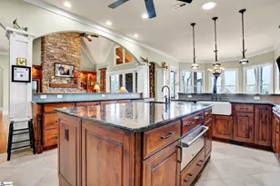 304 Lake Hills Ln, Travelers Rest, SC 29690 - Photo 3