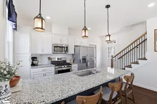 139 Mt Eustis St, Greenville, SC 29607 - Photo 9