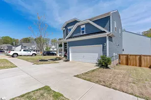 35 Arnold Mill Rd, Simpsonville, SC 29680 - Photo 3