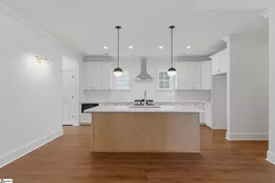 101 E C Ave, Easley, SC 29640 - Photo 17