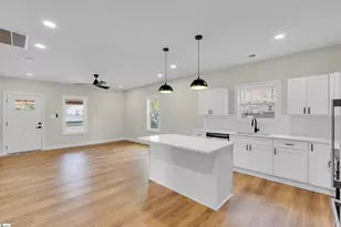 36 Dorsey Blvd, Greenville, SC 29611 - Photo 9