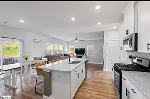 1019 Appalachian Dr, Moore, SC 29369 - Photo 9