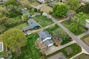 330 Lowndes Dr, Spartanburg, SC 29307 - Photo 33