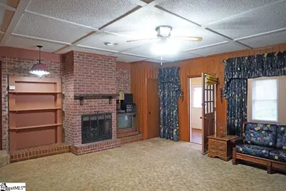 6 Woodlawn Drive, Ware Shoals, SC 29692 - Photo 7