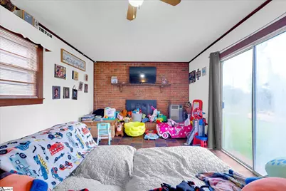 7703 Moorefield Memorial Highway, Liberty, SC 29657 - Photo 15