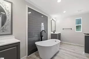 314 Green Oak Dr, Wellford, SC 29385 - Photo 15