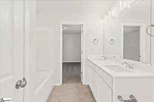 1837 Berkshire Ln, Spartanburg, SC 29303 - Photo 29