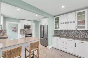 209 Cleveland St, Greenville, SC 29601 - Photo 13