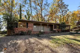 310 Cardinal Dr, Taylors, SC 29687 - Photo 1