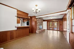 310 Cardinal Dr, Taylors, SC 29687 - Photo 3