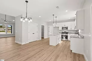 195 Pine Dr, Greer, SC 29651 - Photo 9