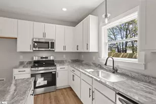 195 Pine Dr, Greer, SC 29651 - Photo 11