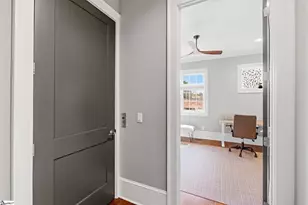 100 S Hudson St, Greenville, SC 29601 - Photo 25