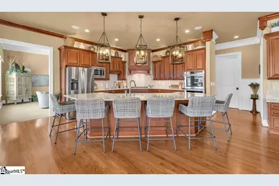 320 Commonwealth Drive, Ninety Six, SC 29666 - Photo 9