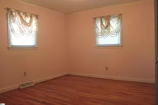 24 Alice Farr Dr, Greenville, SC 29617 - Photo 9