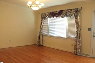 24 Alice Farr Drive, Greenville, SC 29617 - Photo 5