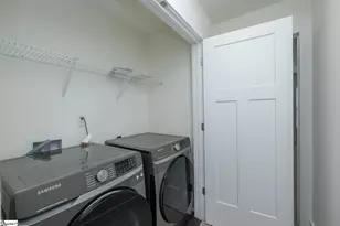 71 Mardale Ln, Greenville, SC 29609 - Photo 19