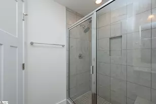 71 Mardale Ln, Greenville, SC 29609 - Photo 17