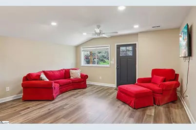 111 W Crawford Street, Landrum, SC 29356 - Photo 3