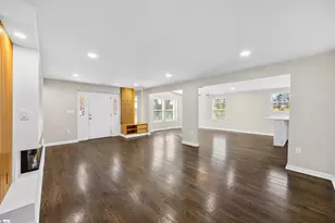 2016 Edwards Lake Rd, Greer, SC 29651 - Photo 9