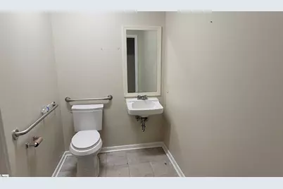 463 Calhoun Avenue, Greenwood, SC 29646 - Photo 13