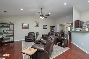 806 Hartscove Ct, Boiling Springs, SC 29316 - Photo 13