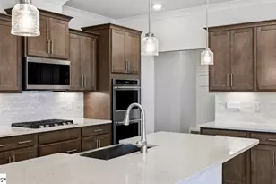 1001 Gresham Pl, Woodruff, SC 29388 - Photo 9