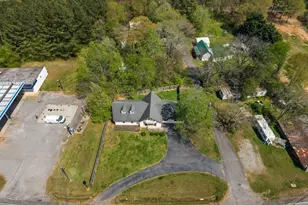 719 S Howard Ave, Landrum, SC 29356 - Photo 39