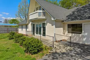 719 S Howard Ave, Landrum, SC 29356 - Photo 5