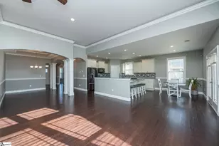 215 McCloud Ct, Spartanburg, SC 29301 - Photo 13