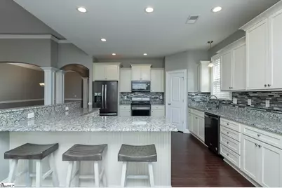 215 McCloud Court, Spartanburg, SC 29301 - Photo 17