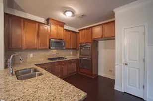 454 Wolfbend Rd, Woodruff, SC 29388 - Photo 7