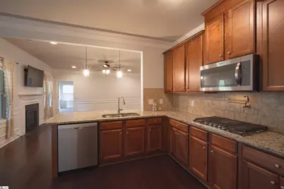 454 Wolfbend Road, Woodruff, SC 29388 - Photo 9