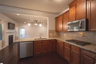 454 Wolfbend Rd, Woodruff, SC 29388 - Photo 9