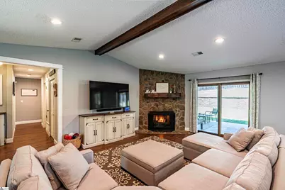 104 Burlington Avenue, Greenville, SC 29650 - Photo 5