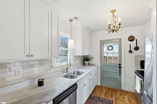 9 Beatrice St, Greenville, SC 29611 - Photo 11